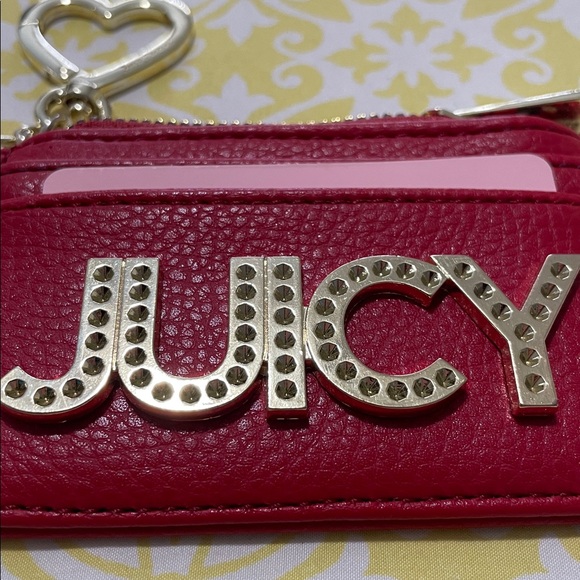 Juicy Couture Red Card Holder /Wallet Zip Top with Heart Charm NWOT Blingy Logo! - Picture 3 of 9